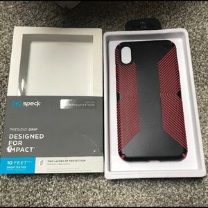 Speck IPhone XS Max case
